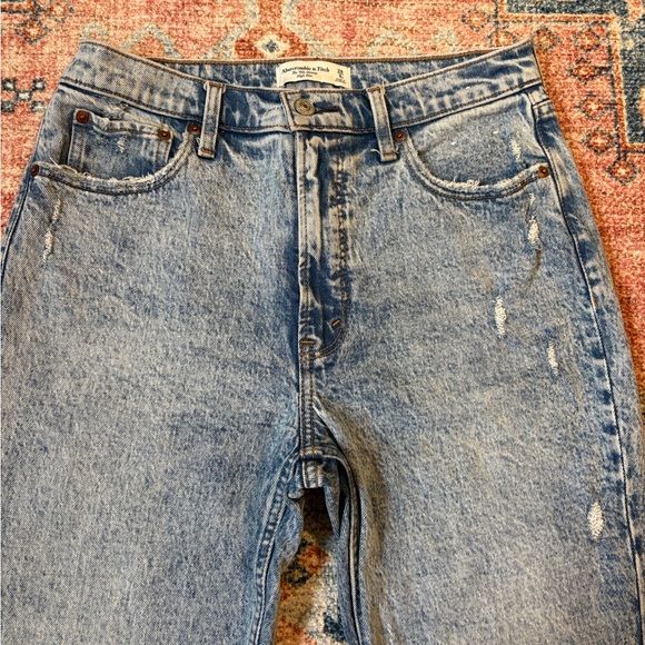 Abercrombie Classic Denim Jeans - Picture 2 of 6